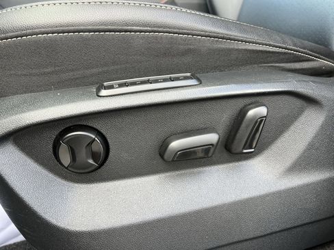 Used 2021 Volkswagen Atlas SEL image 14