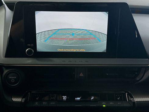 Used 2025 Toyota Prius XLE image 25