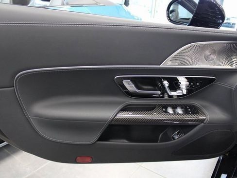 New 2023 Mercedes-Benz SL 63 AMG 4MATIC image 9