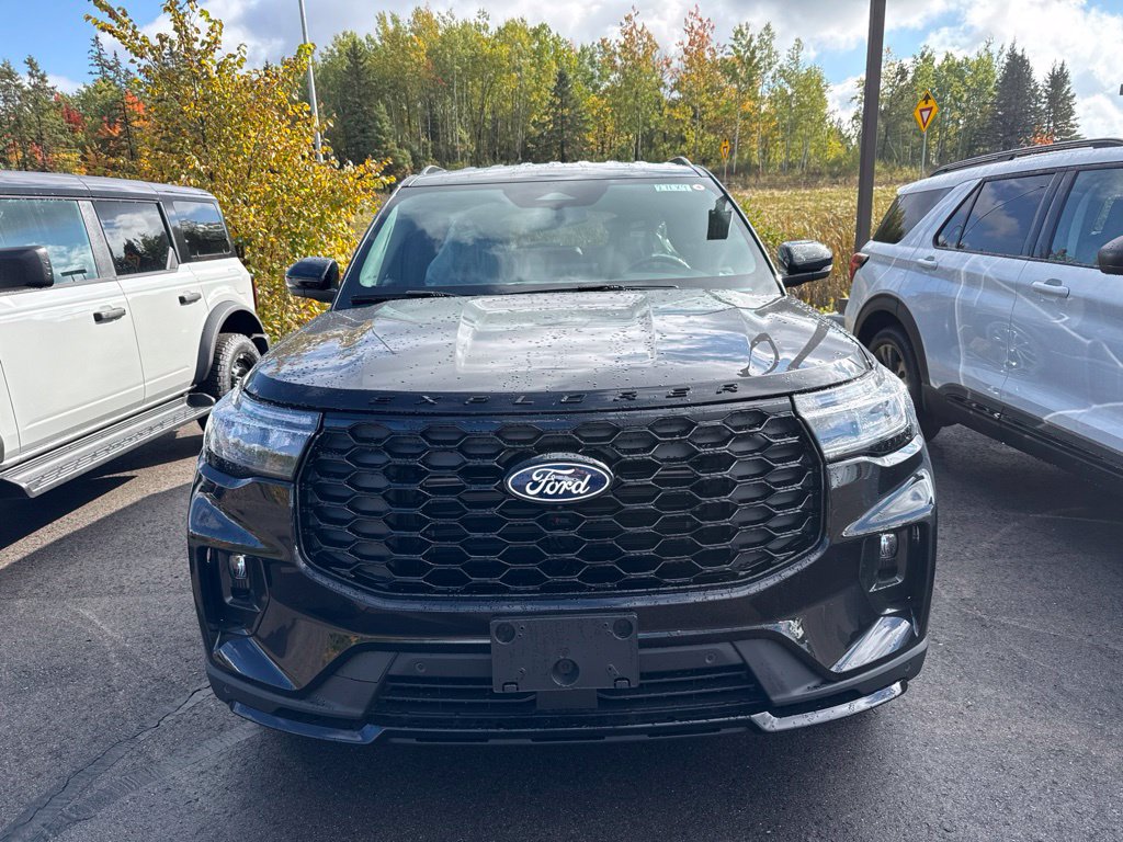 New 2027 Ford Explorer ST-Line w/ Premium Package AWD/4WD image 2