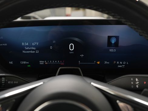 Used 2025 Buick Enclave Avenir w/ Super Cruise Package image 27