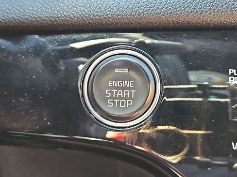 Used 2022 Kia Sportage Nightfall Edition w/ Nightfall Fwd Premium Package image 18