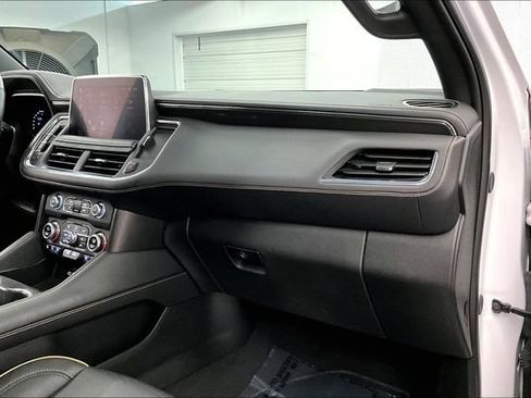 Used 2024 GMC Yukon XL AT4 AWD/4WD image 20