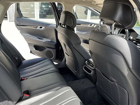 Used 2023 Genesis G80 2.5T image 34