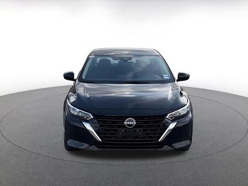 Used 2025 Nissan Sentra SV image 4