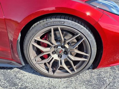 Used 2025 Chevrolet Corvette Z06 RWD image 37