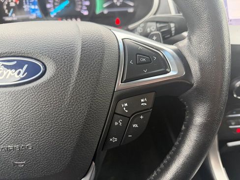 Used 2019 Ford Edge SEL w/ Equipment Group 201A AWD/4WD image 25