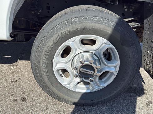 Used 2026 Ford F250 XLT AWD/4WD image 16