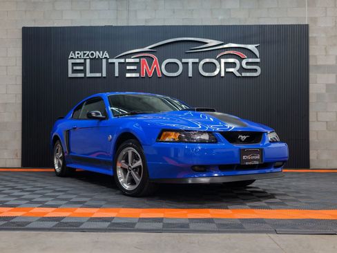 Used 2004 Ford Mustang Mach 1 RWD image 3