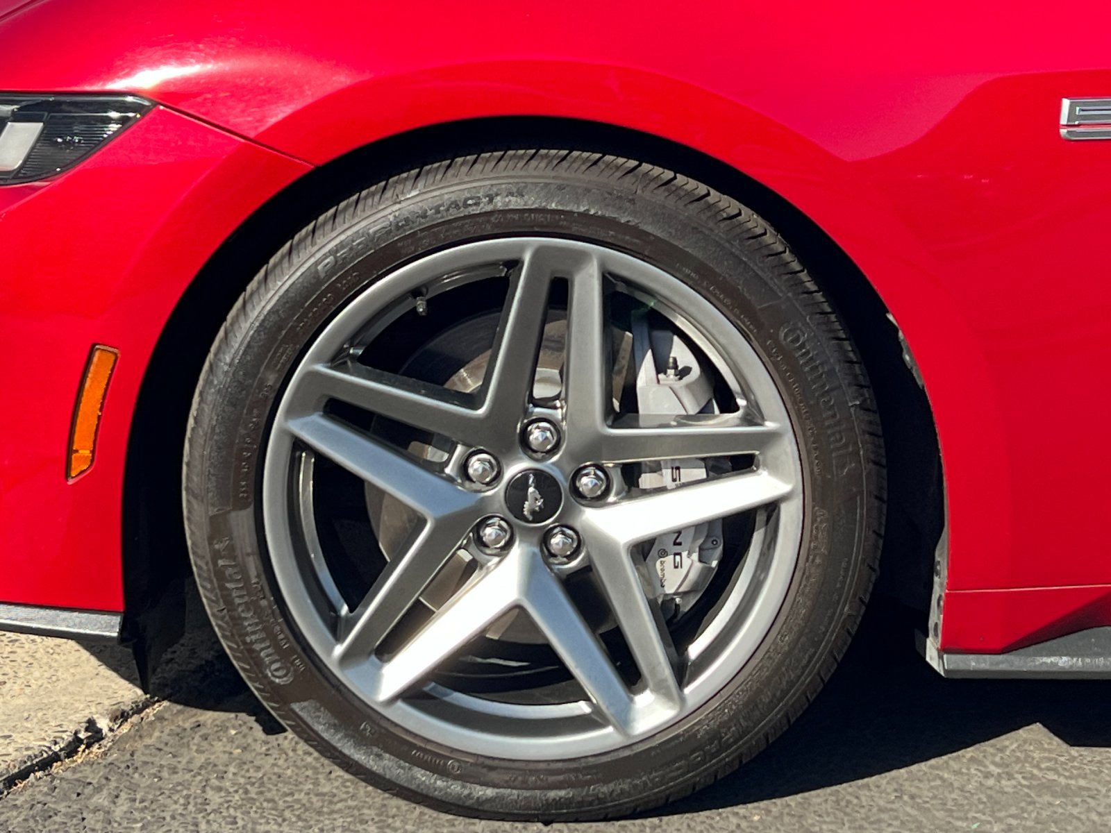 Used 2024 Ford Mustang GT RWD image 25