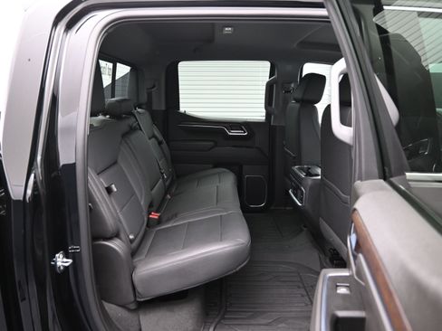 Used 2022 GMC Sierra 1500 SLT w/ SLT Premium Plus Package image 11