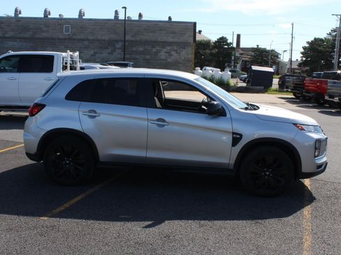 Used 2021 Mitsubishi Outlander Sport ES AWD/4WD image 4