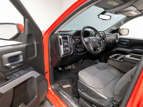 Used 2018 Chevrolet Silverado 1500 LT w/ All Star Edition image 14