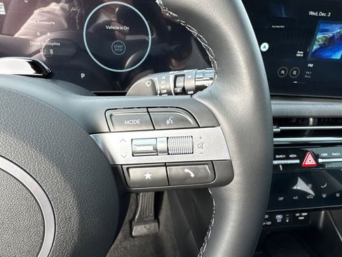 New 2026 Hyundai Tucson SEL image 18