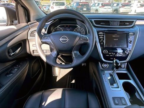 Certified 2023 Nissan Murano SV w/ Cargo Package FWD image 8