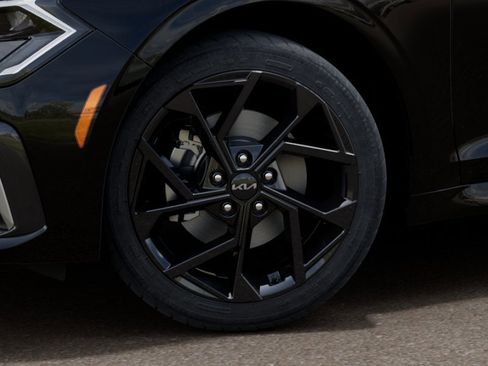 New 2026 Kia K5 GT-Line image 5