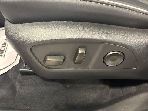 Used 2026 Buick Enclave Preferred AWD/4WD image 45