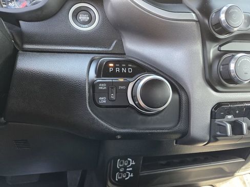 Used 2024 RAM 2500 Big Horn w/ Bed Utility Group image 13