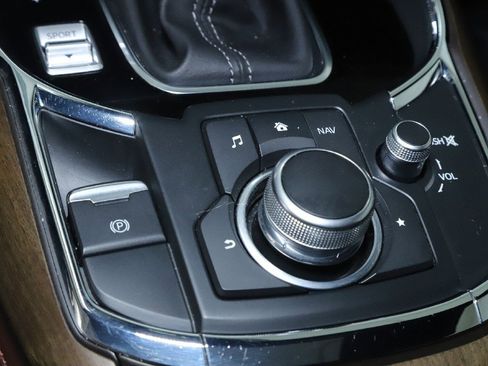 Used 2019 MAZDA CX-9 Signature image 28