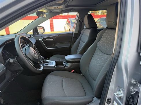 Used 2023 Toyota RAV4 XLE image 28