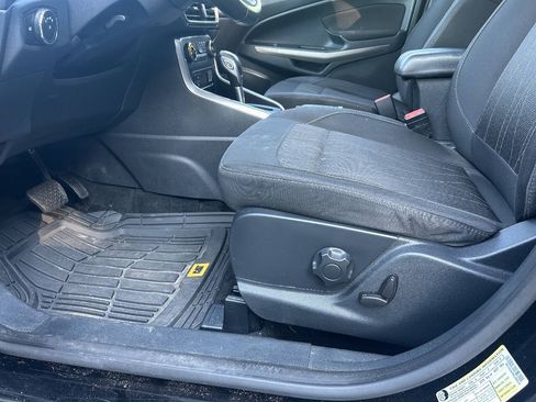 Used 2019 Ford EcoSport SE FWD image 12