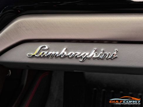 Used 2024 Lamborghini Urus S image 44