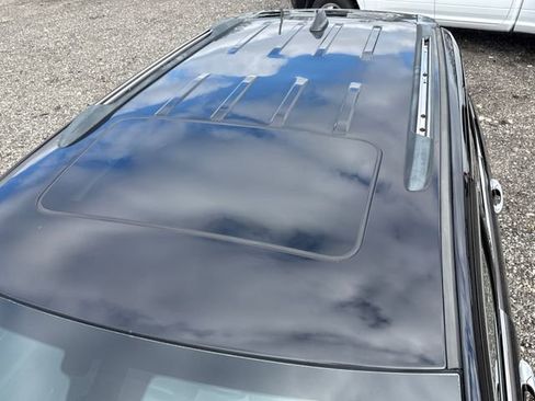 Used 2018 Jeep Grand Cherokee Limited image 13