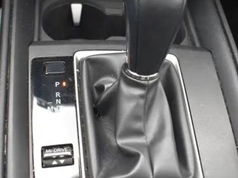 Used 2024 MAZDA CX-50 AWD 2.5 S w/ Premium Package image 36