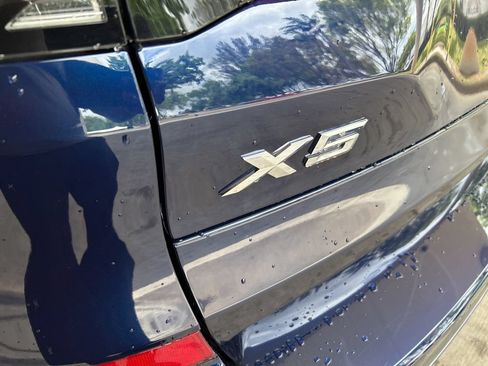 Used 2024 BMW X5 xDrive40i w/ M Sport Package AWD/4WD image 19