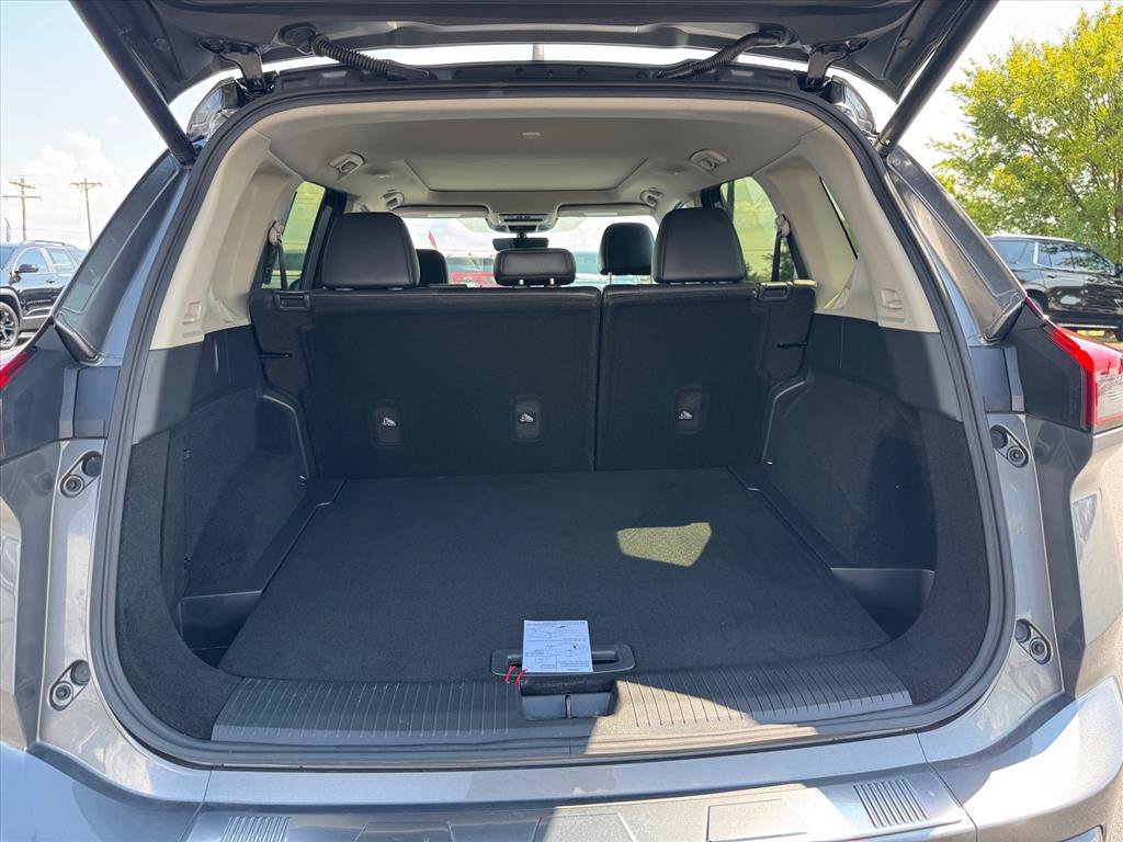 Used 2024 Nissan Rogue SV w/ SV Premium Package FWD image 10