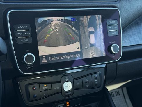 Used 2021 Nissan Leaf SL Plus image 20