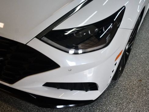 Used 2021 Hyundai Sonata Limited FWD image 11