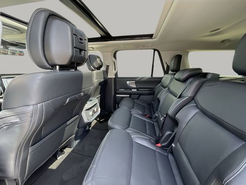 New 2026 Ford Expedition Max Platinum AWD/4WD image 16