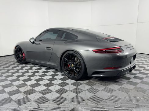 Used 2018 Porsche 911 Carrera S image 3