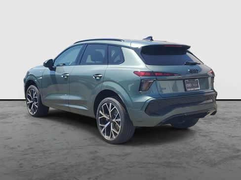 New 2026 Audi Q3 quattro 2.0T AWD/4WD image 3