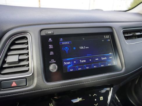 Used 2021 Honda HR-V EX image 16