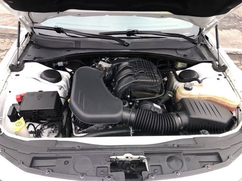 Used 2023 Chrysler 300 Touring L w/ Popular Equipment Group image 15