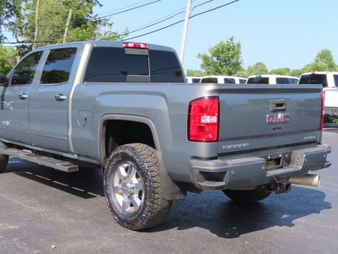 Used 2018 GMC Sierra 3500 Denali w/ Duramax Plus Package AWD/4WD image 20