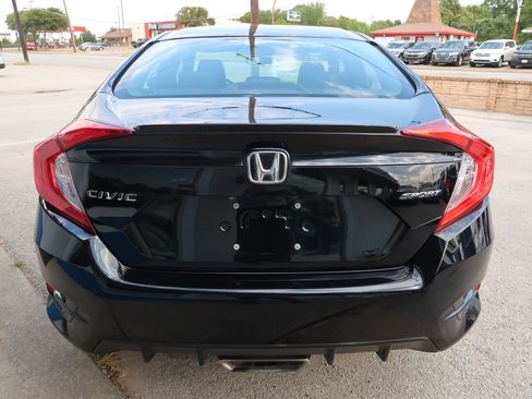 Used 2020 Honda Civic Sport image 10