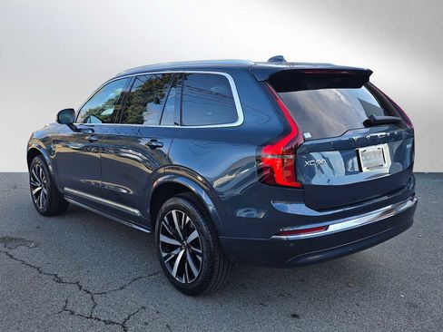 New 2026 Volvo XC90 B5 Core image 5