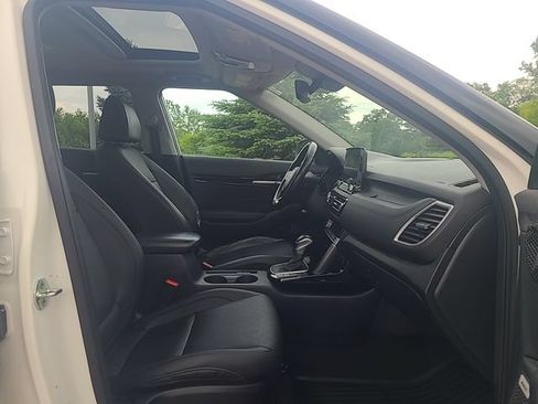 Used 2022 Kia Seltos SX w/ Sunroof Package AWD/4WD image 27