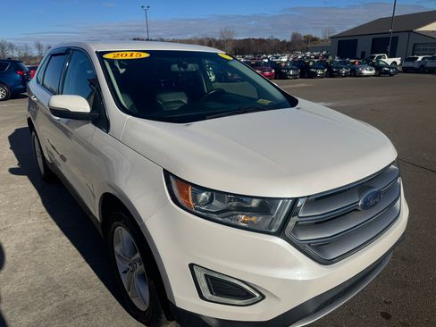 Used 2015 Ford Edge SEL w/ Equipment Group 201A image 3