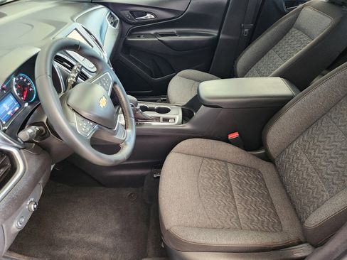 Used 2024 Chevrolet Equinox LT FWD image 14