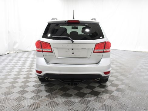 Used 2014 Dodge Journey SXT w/ Flexible Seating Group image 34