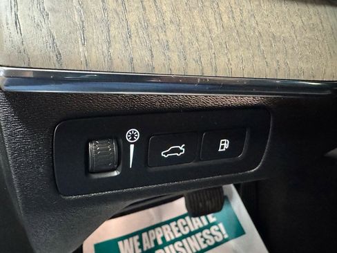 Used 2021 Volvo XC90 T8 Inscription w/ Advanced Package image 13