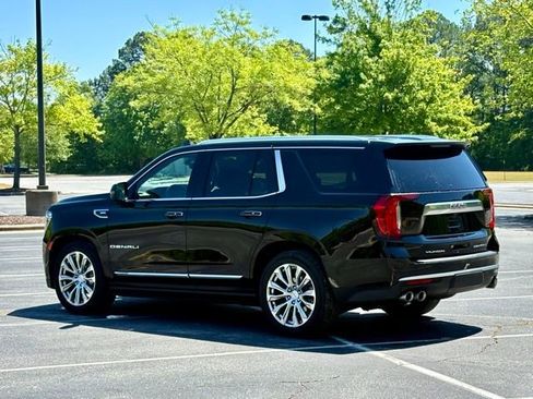 Used 2024 GMC Yukon Denali w/ Advanced Technology Package AWD/4WD image 4