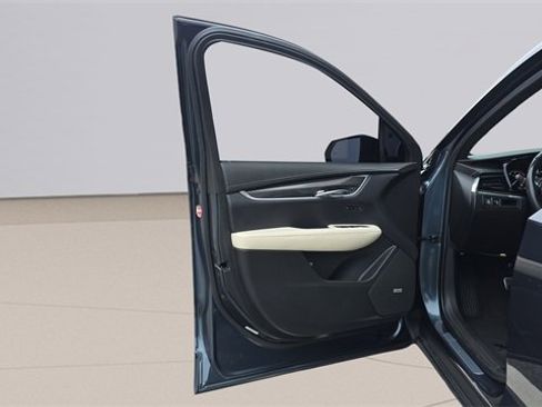 Used 2020 Cadillac XT6 Sport image 13