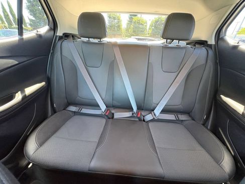 Used 2025 Buick Encore GX Preferred FWD image 37