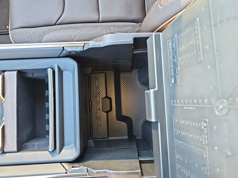 New 2026 RAM 1500 Limited w/ Trailer Tow Group image 30