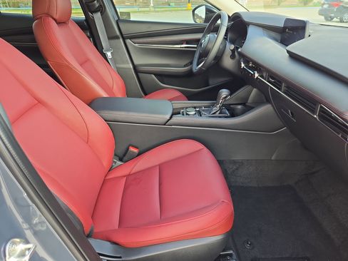 Used 2026 MAZDA MAZDA3 Carbon image 33